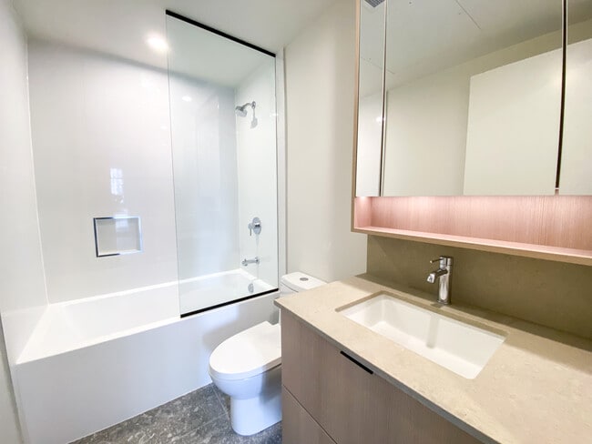 Building Photo - Locale at Century City