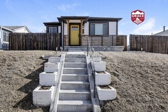 Building Photo - 322 N Raleigh St