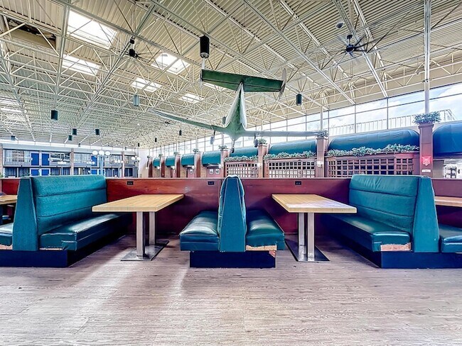 Foto del edificio - 910 Suemac Rd