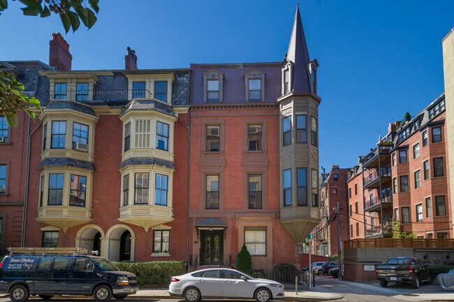 Building Photo - 304 Berkeley St