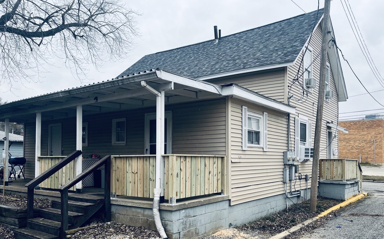 Primary Photo - 314 N Fayette St