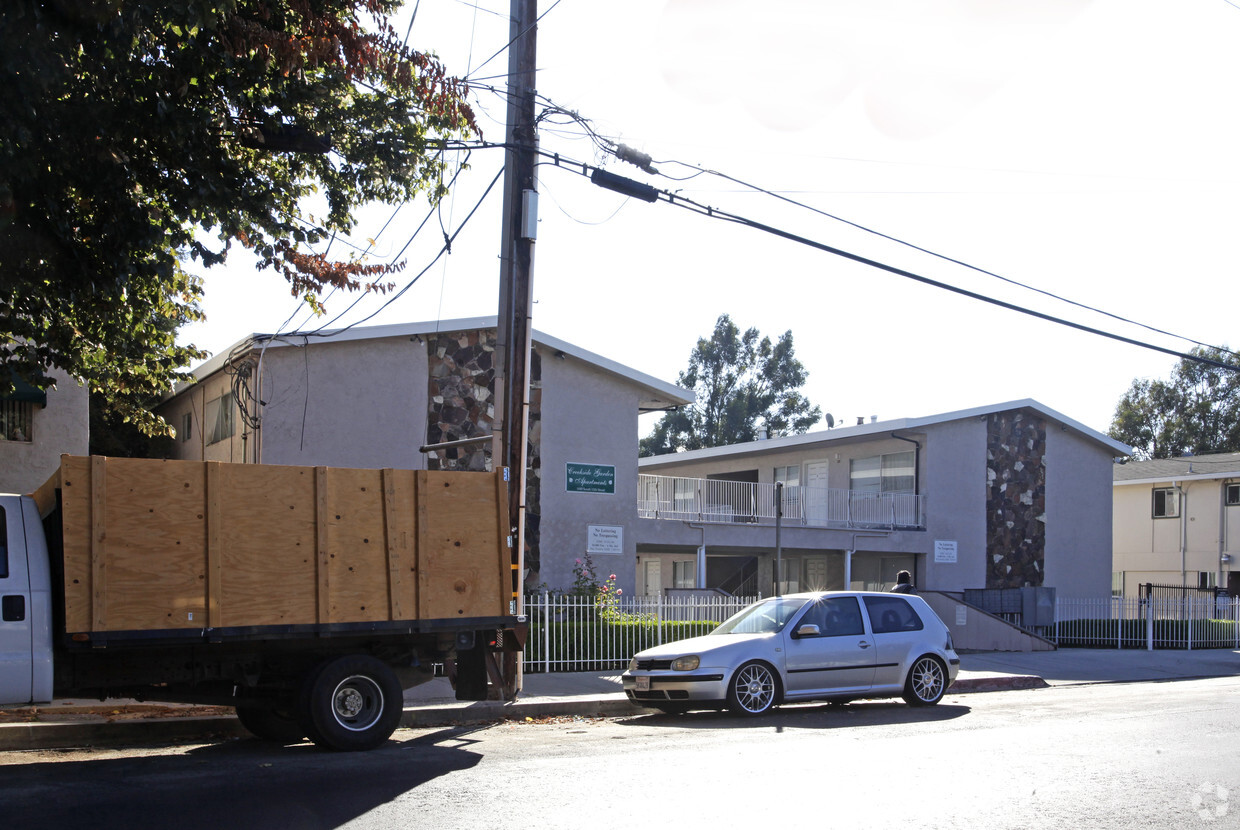 Building Photo - Creekside Garden Apartments