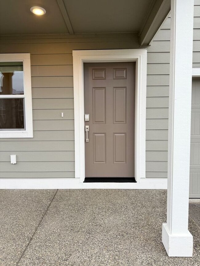 Building Photo - Newer Home in Wyndham Highlands