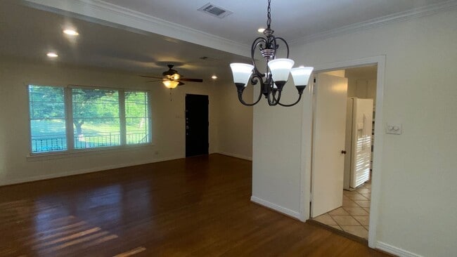 Photo - Beautiful Home on HUGE lot!