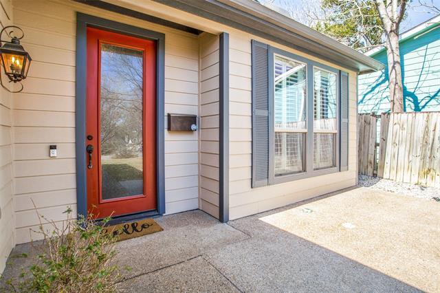 Building Photo - 8711 San Leandro Dr