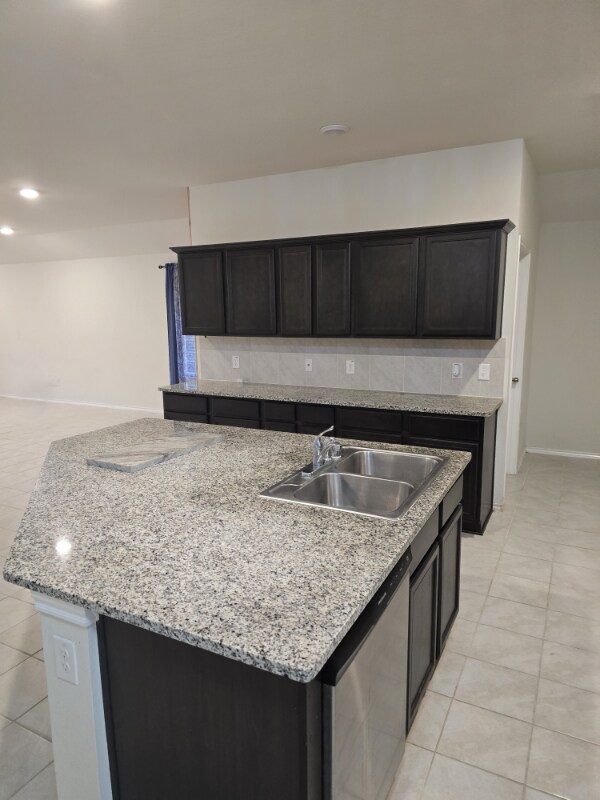 Building Photo - 1220 Meadow Creek Dr