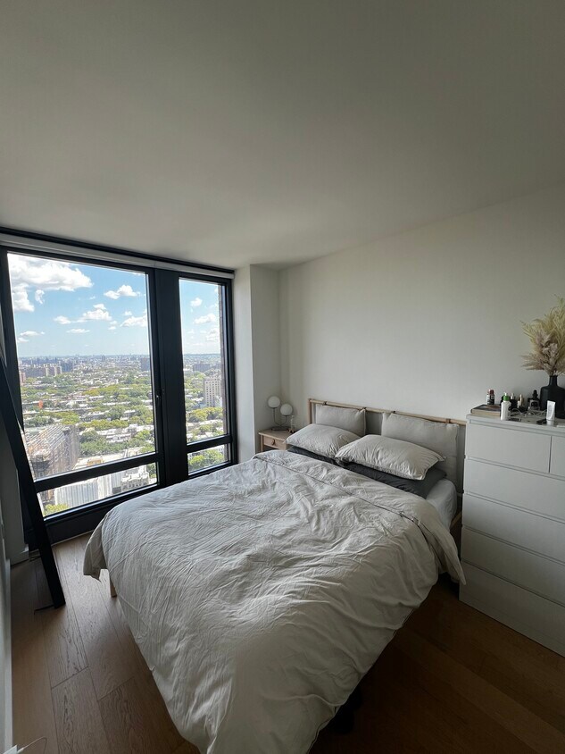 Foto principal - 651 Fulton St