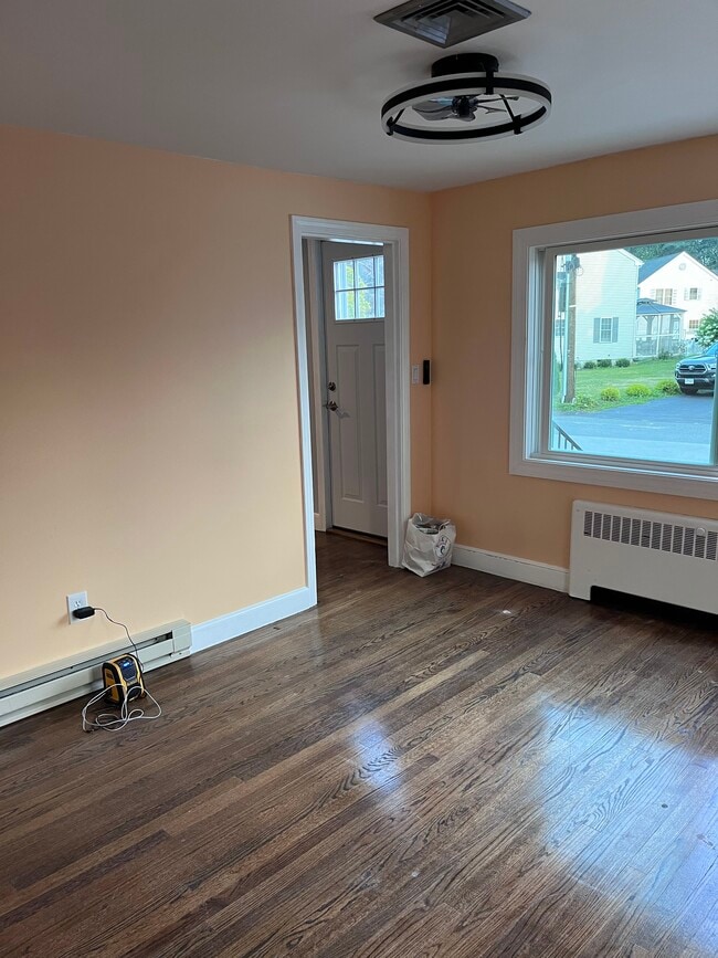 Bonus Room - 48 Aberdeen Rd