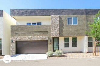 Building Photo - 2000 N 36th St