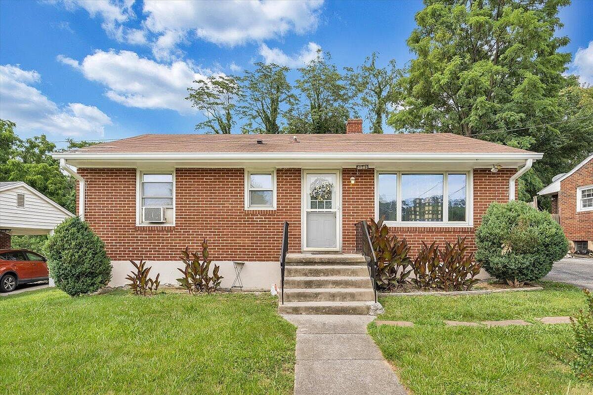 4943 Pomeroy Rd NW, Roanoke, VA 24017 House Rental in Roanoke, VA