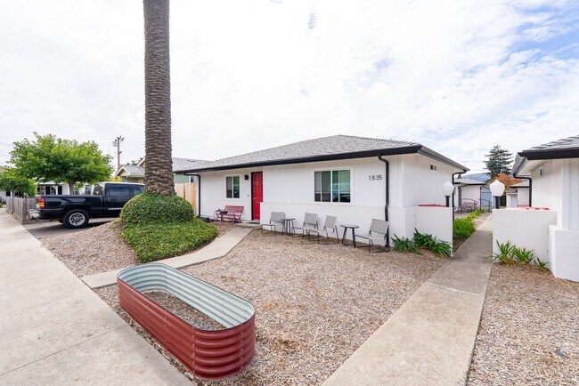 Foto del edificio - 1831 Garden St