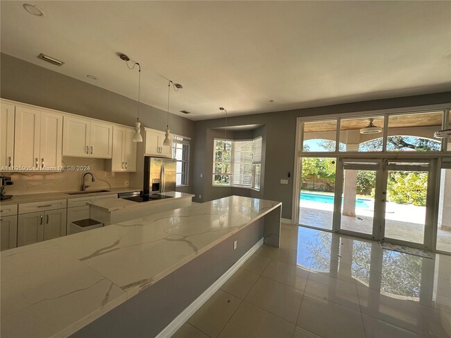 Foto del edificio - 7020 SW 100th Ct