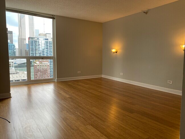 Foto del edificio - 200 N Dearborn St