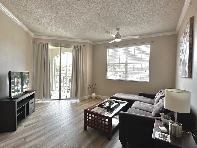 Building Photo - 5551 Bentgrass Dr