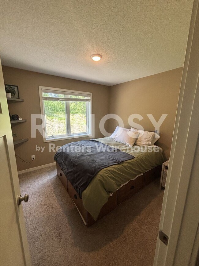 Foto del edificio - Available now - 1 Bedroom 1 Bath Condo in Golden Valley