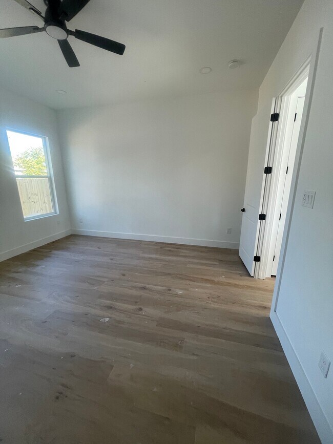 Photo - 4429 Aledo St (Houston, TX) Apartment