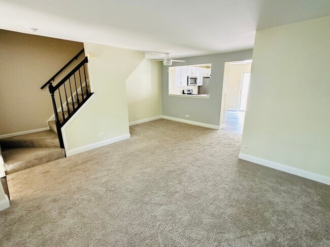 Foto del edificio - 256 W Treehouse Ln