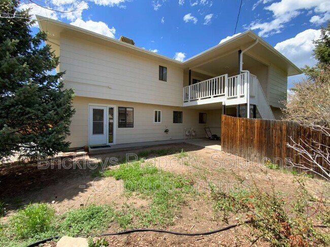 Building Photo - 1303 Holland Park Blvd