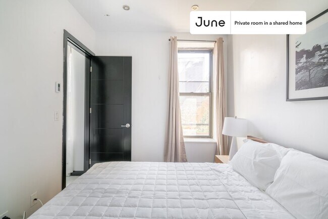 Foto del edificio - Room in Shared 3 bed/2 bath home in Upper West Side