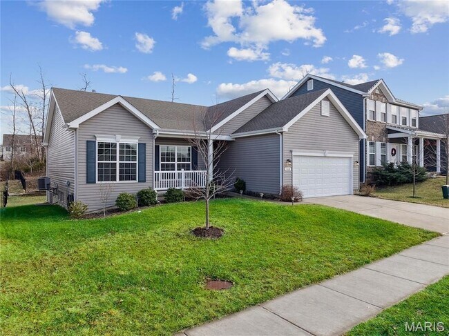 Foto del edificio - 168 Hidden Bluffs Dr