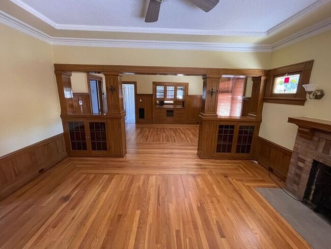 Building Photo - Craftsman Home for Rent in San Jose!