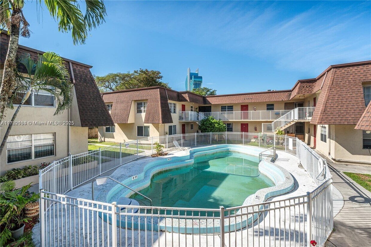 Foto principal - 4528 SW 54th St