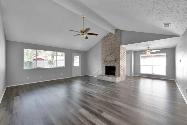 Building Photo - 24119 Spring Day Ln