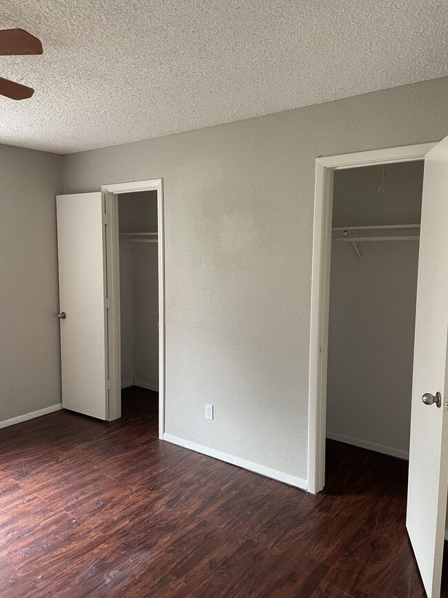 Building Photo - 8110 Foxfire Ln
