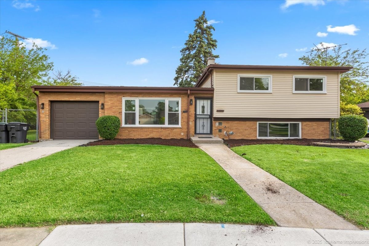 Primary Photo - 16211 Joyce Cir