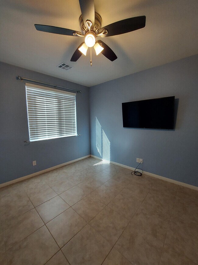 Building Photo - 2512 Splendid Manor Ct