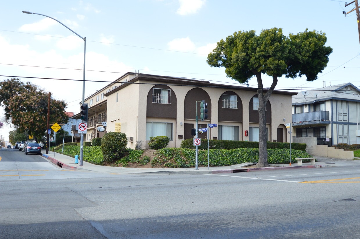 Primary Photo - 10733 Orange Grove Ave