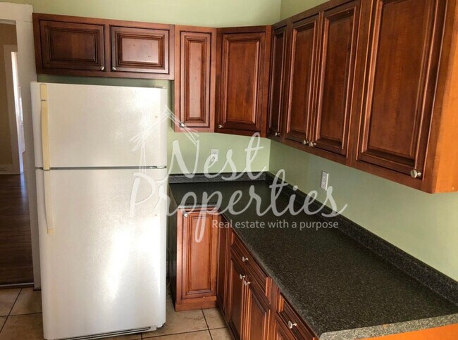 Foto del edificio - 5404 Colonial Dr