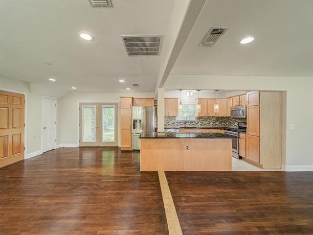 Foto del edificio - 104 Ross Ave