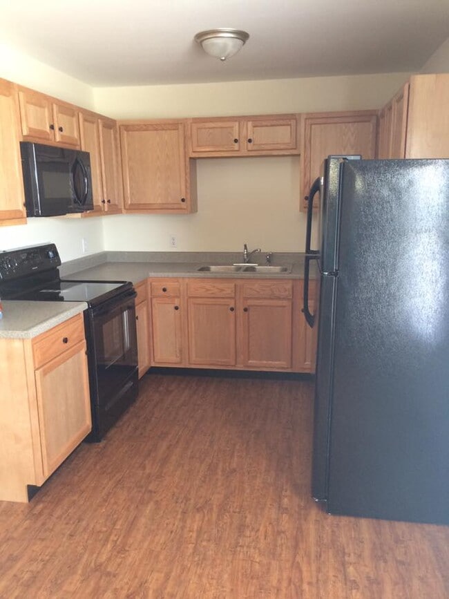 Building Photo - 4-Plex Property