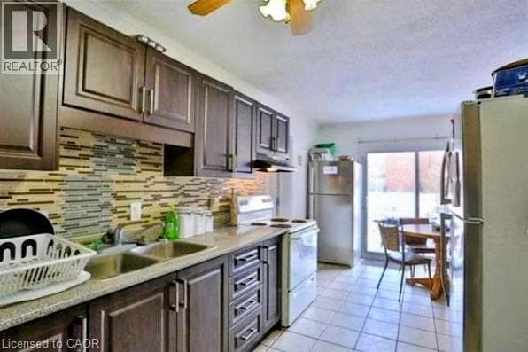 Building Photo - 121 University Ave E