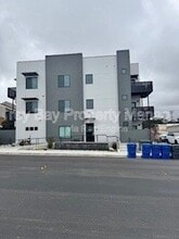 Building Photo - 3108 Seacrest Ave