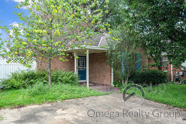 Foto del edificio - 4352 Hillside Oaks