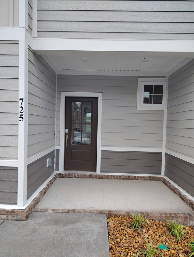 Building Photo - 725 Big Bnd Ct