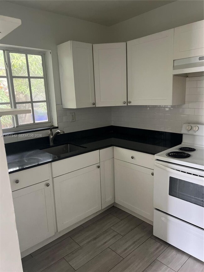 Foto del edificio - 2535 NW 9th St