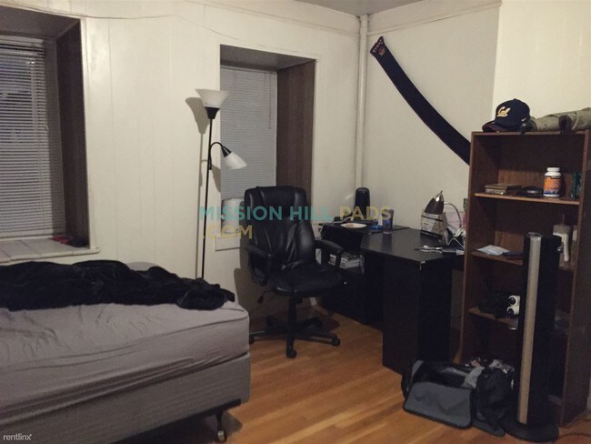 Building Photo - 6 Sewall St