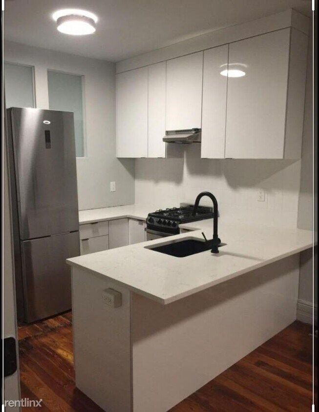 Primary Photo - 1 br, 1 bath Apartment - 57 Monitor St