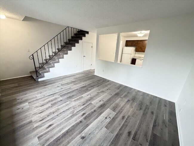 Building Photo - 1615 63rd St SE