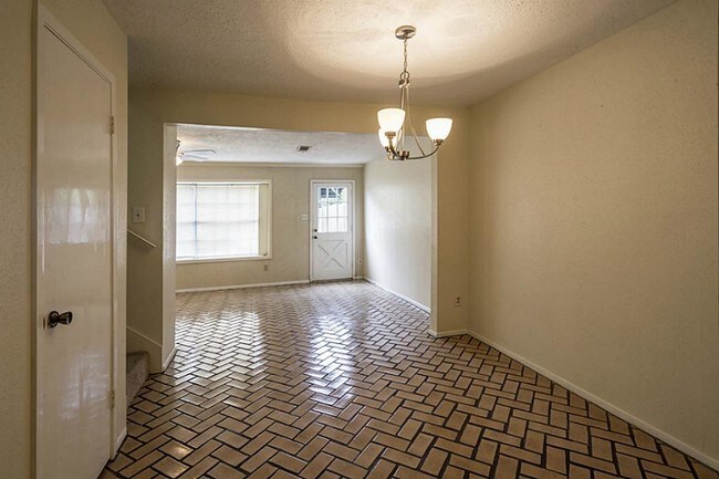 Foto del edificio - 3848 Laura Leigh Dr