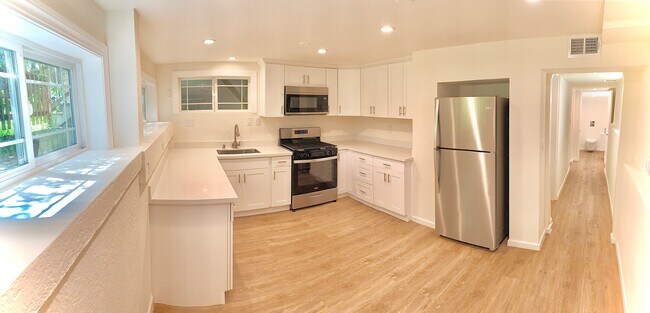 Foto del edificio - 421 Huron Ave