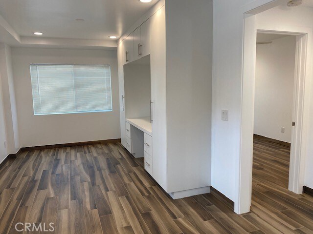 Foto del edificio - 557 N Olive St