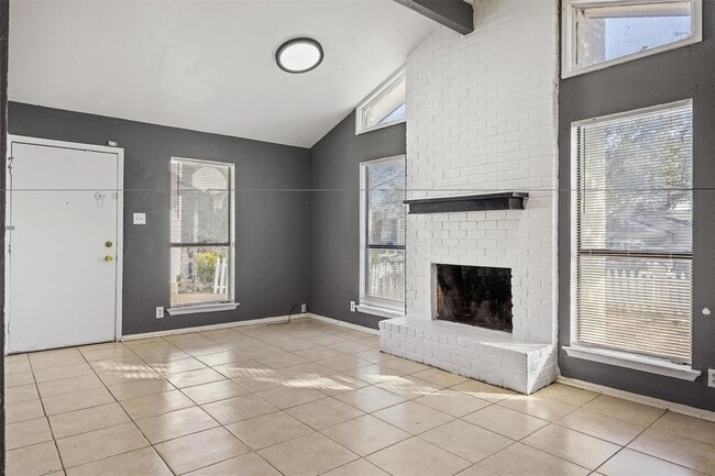 Foto del edificio - 2102 Lamplight Village Cir