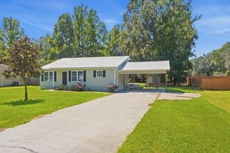 Building Photo - 334 Bay Ln