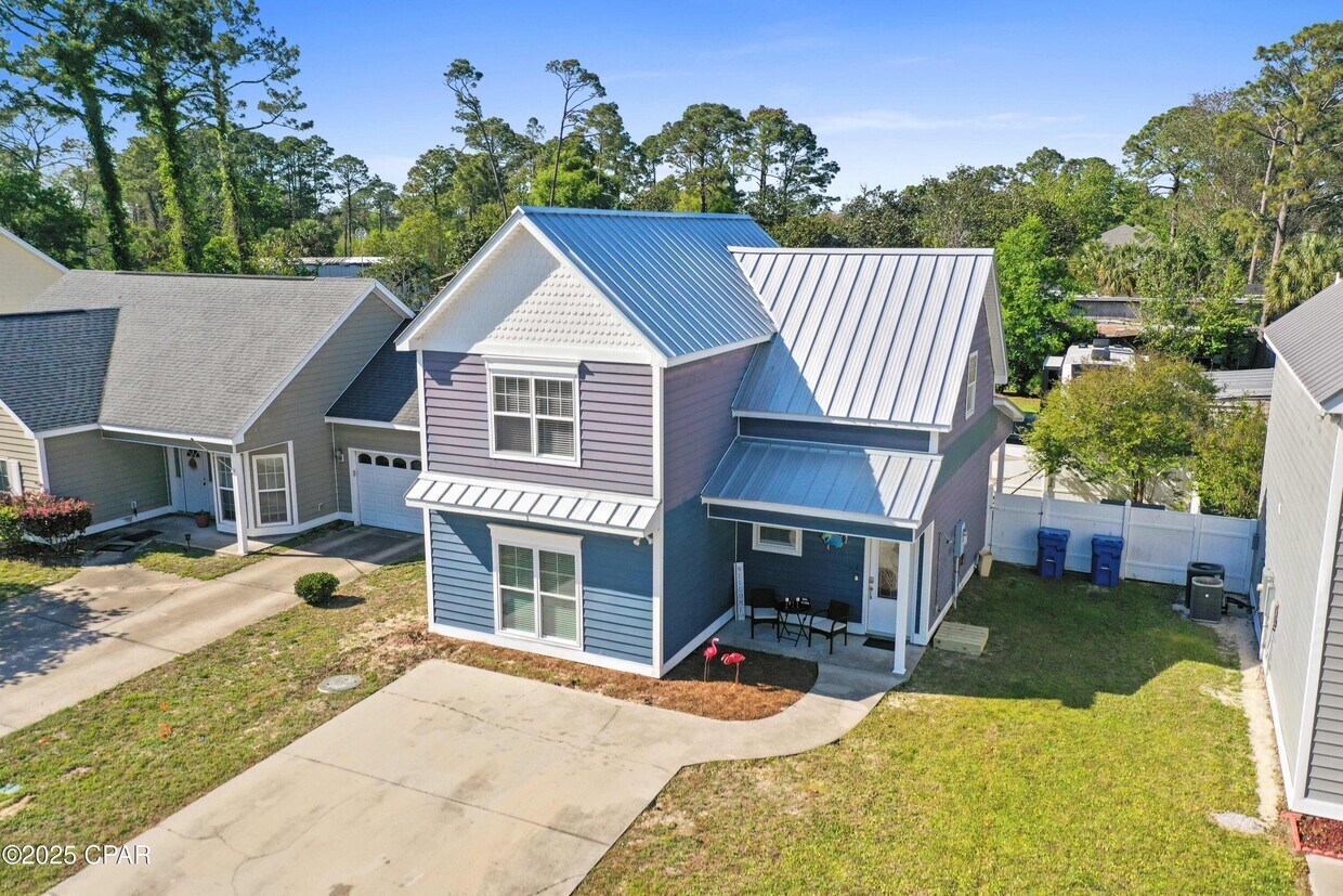 Foto principal - 9004 Polly Ave