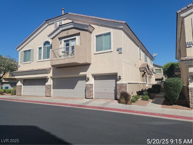 Foto del edificio - 6544 Strolling Plains Ln