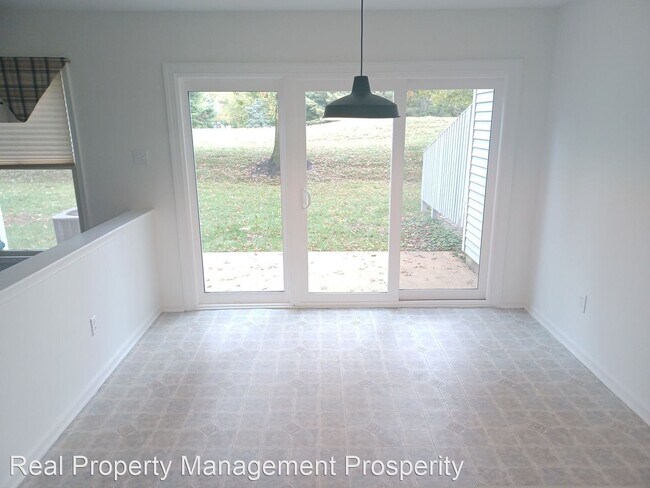 Building Photo - 3 br, 2.5 bath House - 35 Nathan Ct
